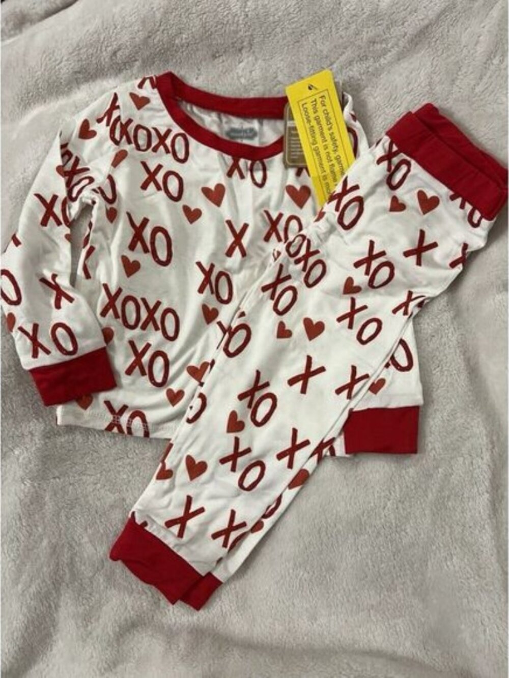 NWT‎ Mud Pie Pajamas Valentines Day Hugs & Kisses  3T